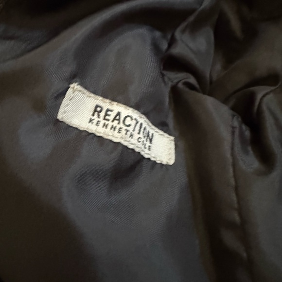 Reaction Kenneth Cole Charcoal Boys Suit Set - Picture 2 of 8